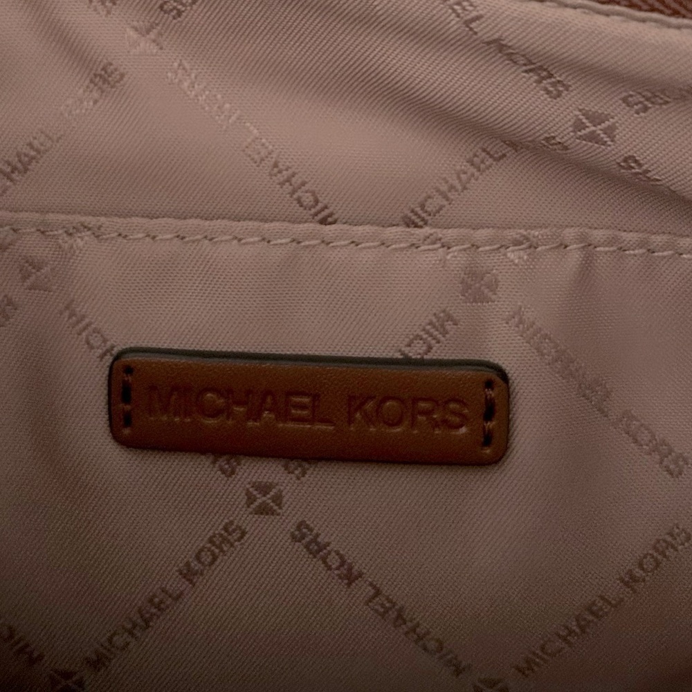 Michael Kors Dover Small Half Moon Signature Leather/Canvas Crossbody - Picture 4 of 8